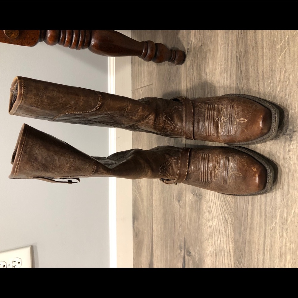 Arait  women’s Leather Boots